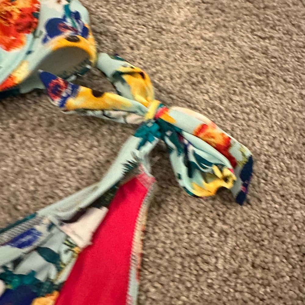 👙 Lepel Flower Power Ruffle Halter Bikini 32B UK 8/US 4 NWT - Picture 11 of 13